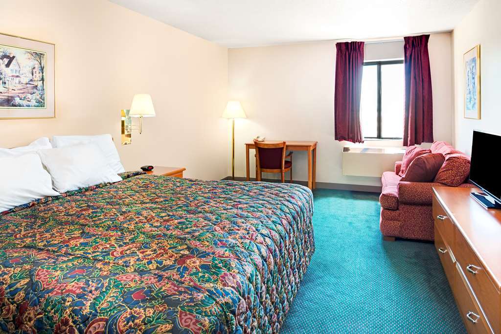 Countryside Inn & Suites Omaha East-Council Bluffs Ia Номер фото