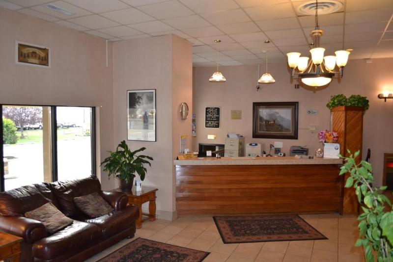 Countryside Inn & Suites Omaha East-Council Bluffs Ia Екстер'єр фото