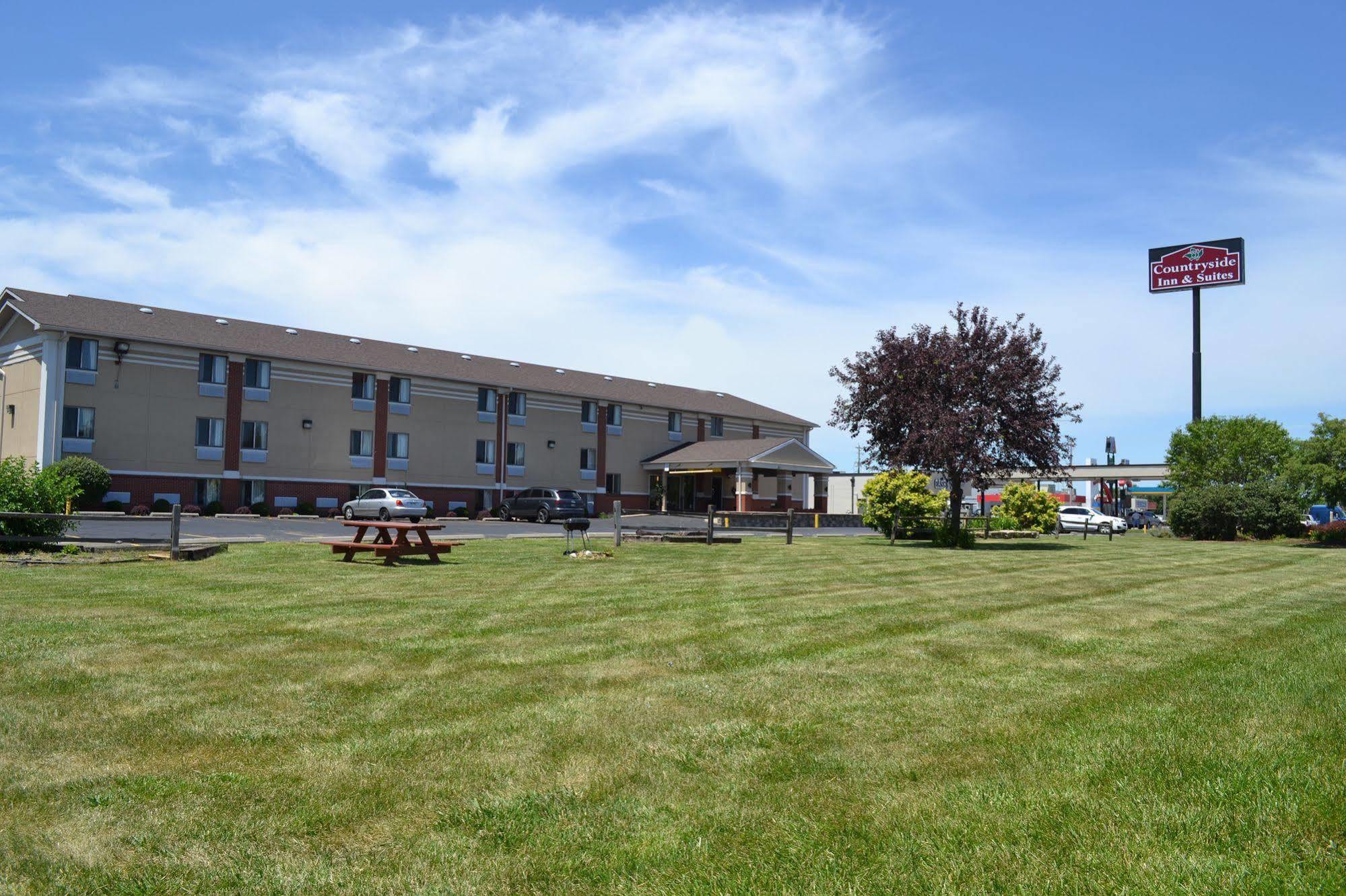 Countryside Inn & Suites Omaha East-Council Bluffs Ia Екстер'єр фото