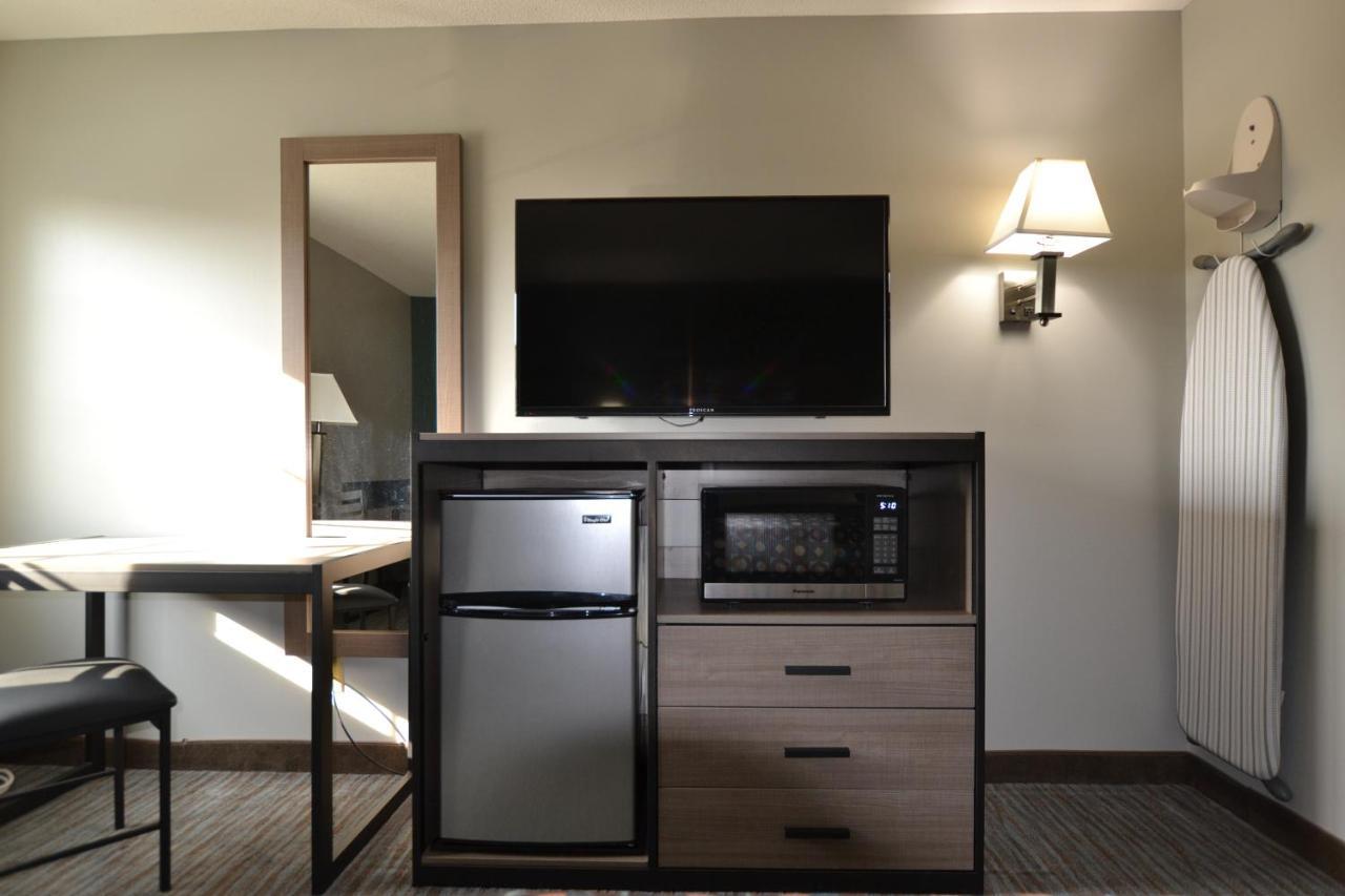 Countryside Inn & Suites Omaha East-Council Bluffs Ia Екстер'єр фото