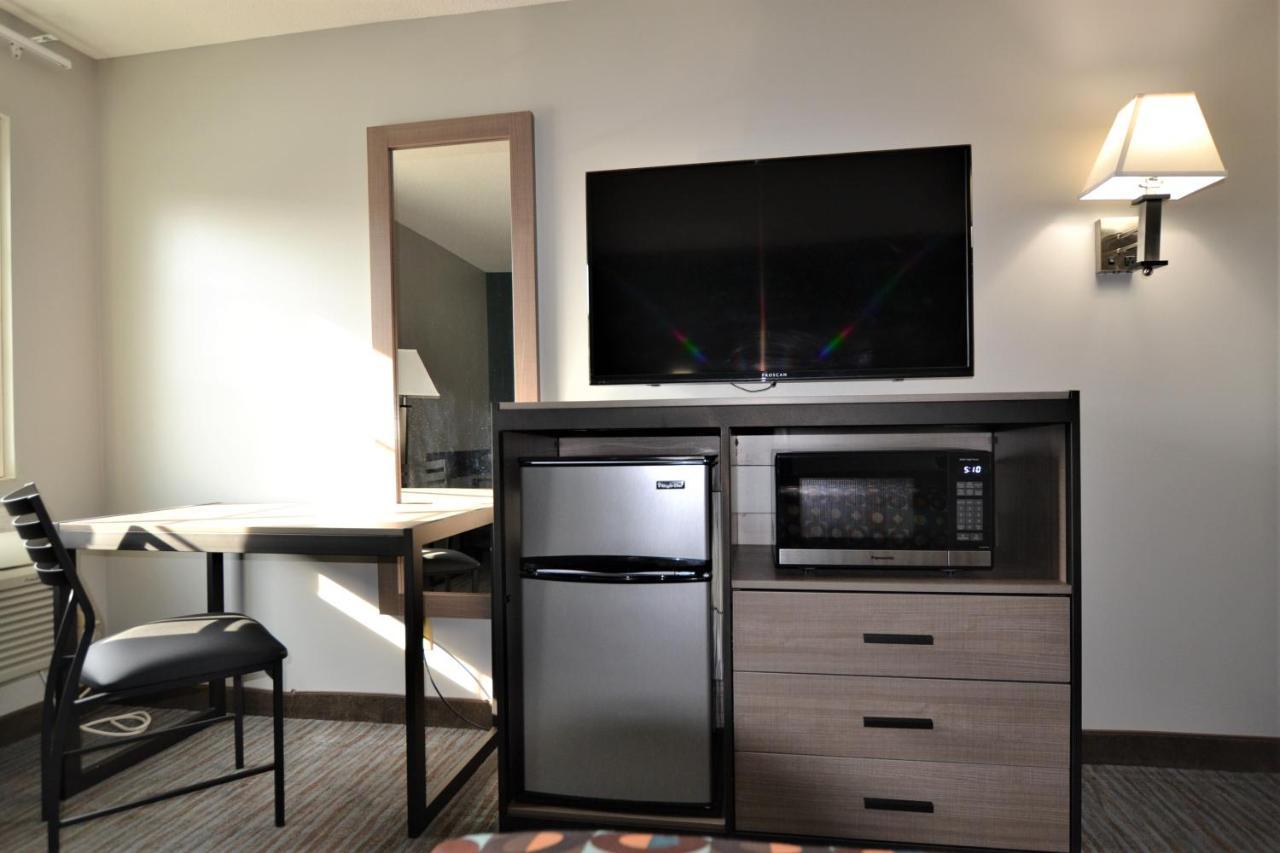 Countryside Inn & Suites Omaha East-Council Bluffs Ia Екстер'єр фото